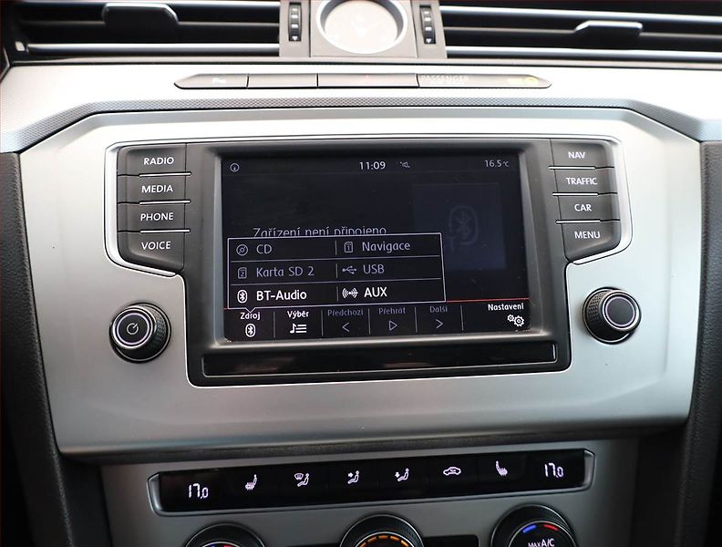 Volkswagen Passat (2016) 2.0 TDI, Navi, Tempomat - fotka 12 z 18