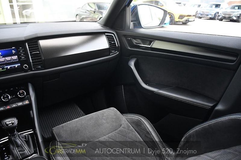 Škoda Kodiaq 2.0TDi SPORTLINE 4X4 DSG ČR  - fotka 22 z 56