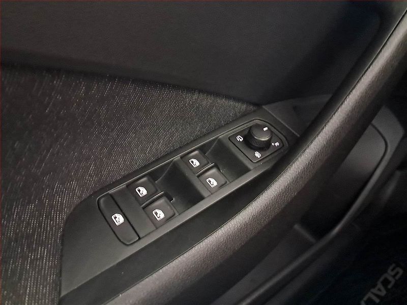 Škoda Scala (2021) 1.0 TSI, ČR,1.maj, Tempomat - fotka 18 z 23