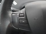 Peugeot 2008 (2018) 1.2i 61kW, Aut. klima, ČR, Taž - náhled 11
