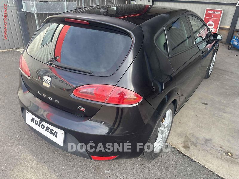 Seat Leon (2009) 2.0 TDi, autoAC - fotka 2 z 3