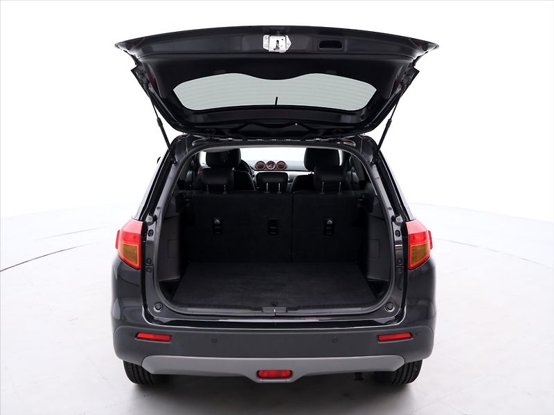 Suzuki Vitara 1.4 BJet AllGrip 103kW 1.Maj - fotka 9 z 36