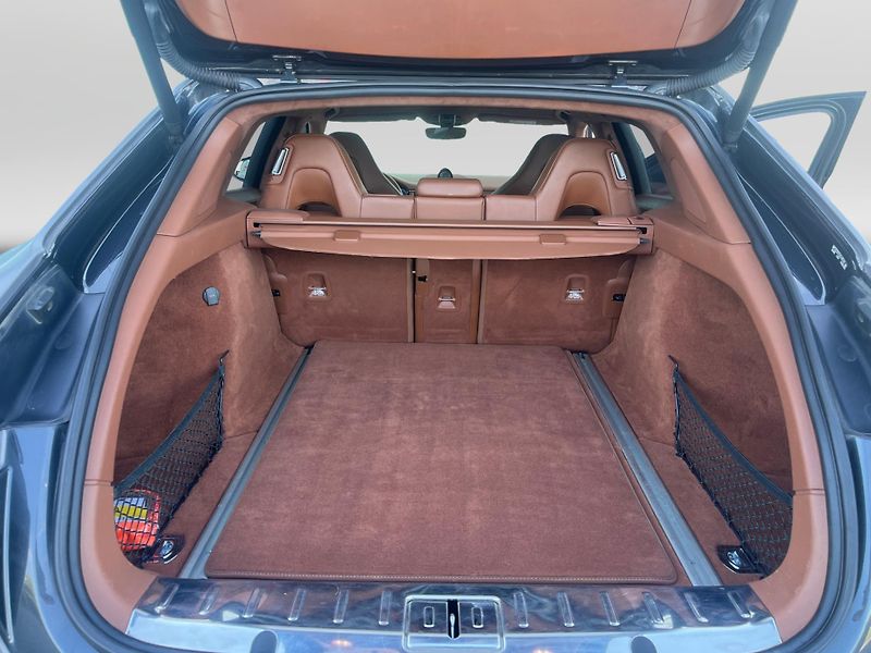 Porsche Panamera Turbo - fotka 26 z 30