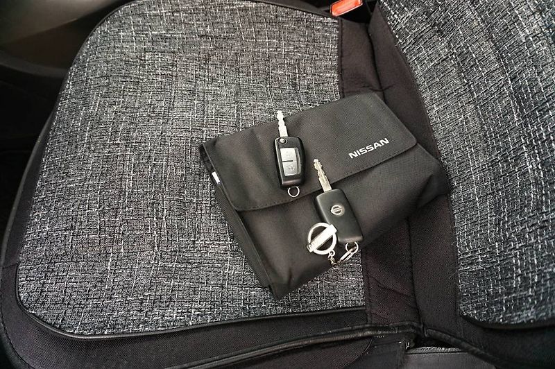 Nissan Juke (2015) 1,6i 69 kW - fotka 33 z 40