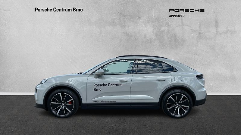 Porsche Macan (2026) 4S Electric - fotka 2 z 30
