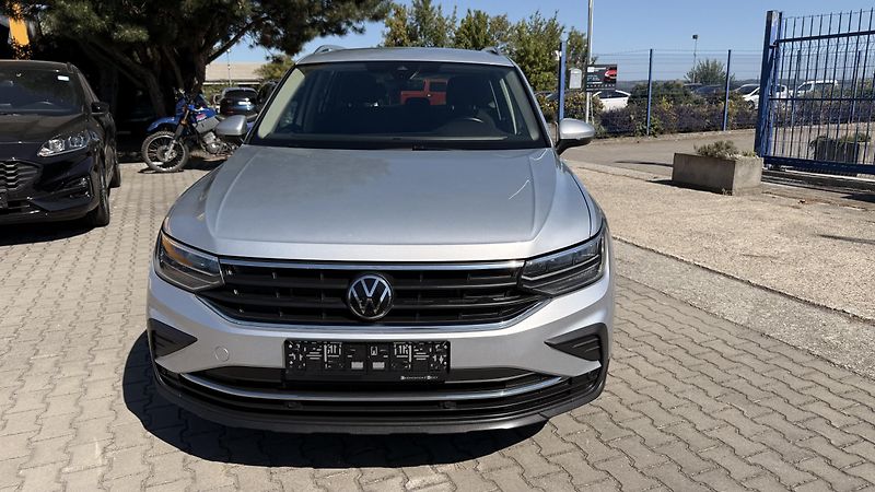 Volkswagen Tiguan (2022) 2.0 TDI,LIFEREZERVOVÁNO - fotka 30 z 40