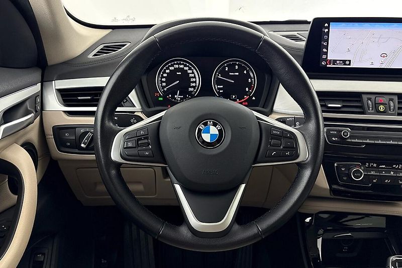BMW X1 xDrive18d - fotka 20 z 24
