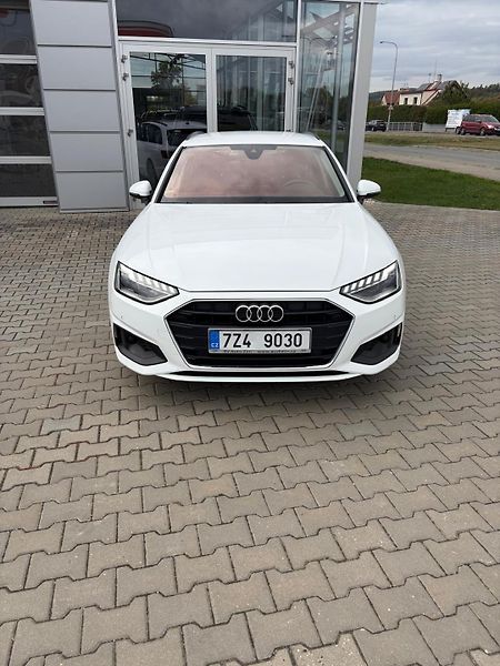 Audi A4 Avant (2023) - fotka 1 z 12