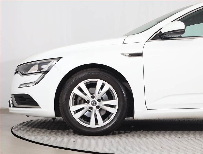 Renault Talisman (2018) 1.6 dCi, Navi, Tempomat - fotka 15 z 23