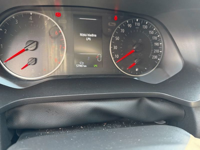 Renault Captur (2022) equilibre TCe 100 LPG - fotka 19 z 20