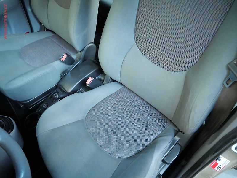 Hyundai Matrix (2008) 1.5 CRDi, ČR, AC - fotka 9 z 18