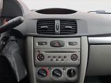 Renault Thalia (2008) 1.2 16V, ČR,1.maj - náhled 12
