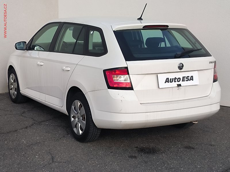 Škoda Fabia (2015) 1.4TDi, ČR, AC, temp, STK8/27 - fotka 6 z 15