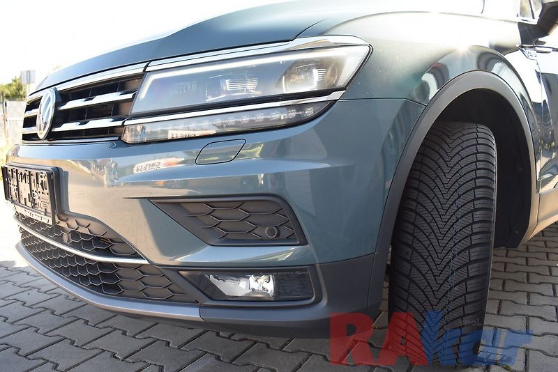 Volkswagen Tiguan Allspace (2021) Highline 2,0 TSI 4Motion,7míst - fotka 32 z 40