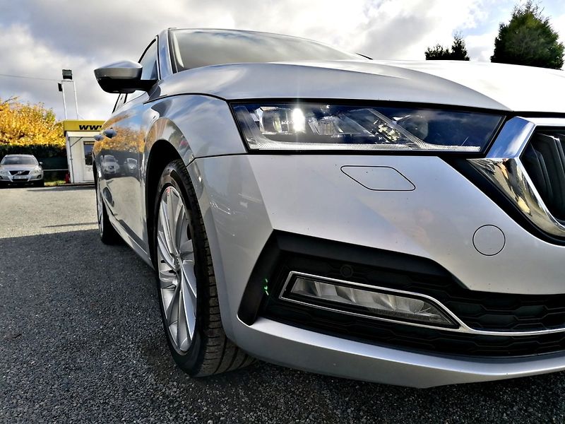 Škoda Octavia (2021) 1.0 TSi E-Tec DSG Style + - fotka 38 z 40