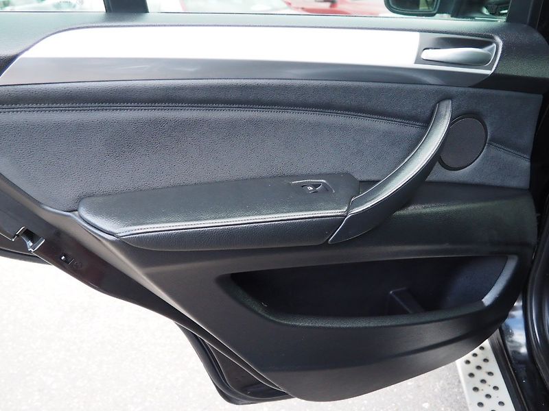 BMW X5 (2011) 3.0d 180 kW, xDrive - fotka 11 z 39