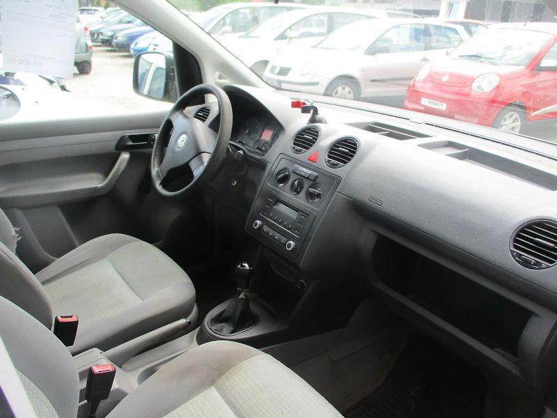 Volkswagen Caddy (2006) 1,9 TDi - fotka 6 z 9