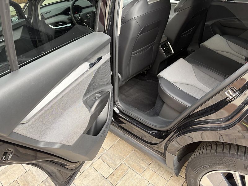 Škoda Enyaq (2021) 60, panorama, TA, ad.temp. - fotka 8 z 18