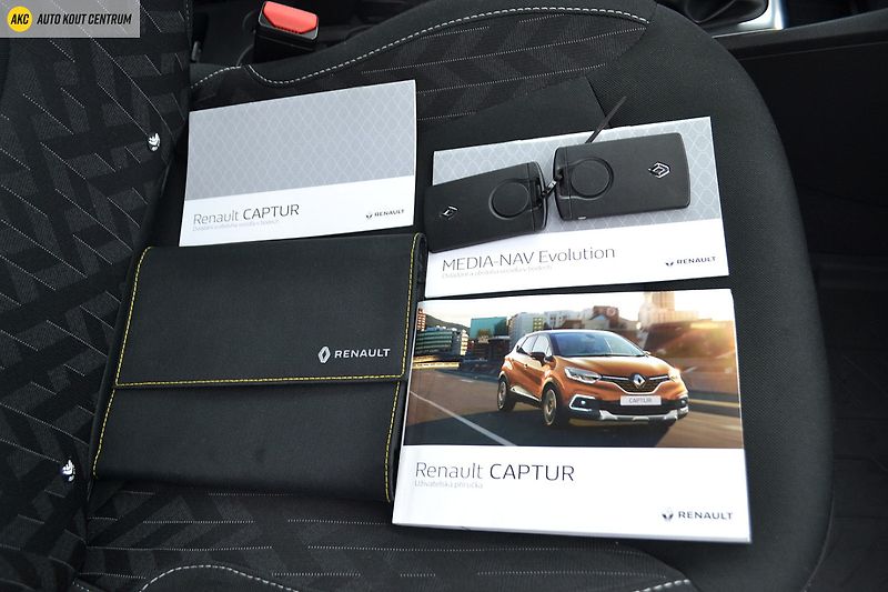 Renault Captur 1.3TCE   LIMITED - fotka 43 z 49