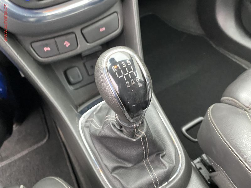 Opel Mokka (2014) 1.4T, Cosmo, kůže, navi - fotka 16 z 18