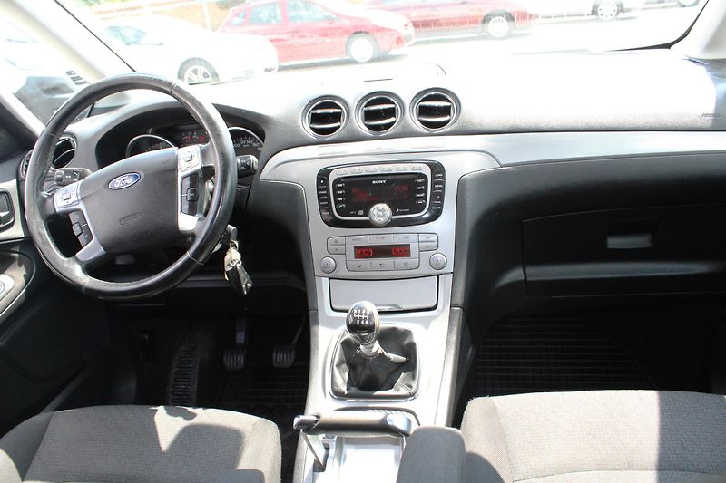 Ford Galaxy (2009) 2,0TDCI KLIMA EL.OKNA TEMPOMAT - fotka 15 z 16