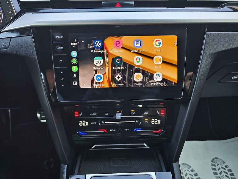 Volkswagen Arteon FL. R-LINE 147kW 4x4 DSG KŮŽE - fotka 38 z 49