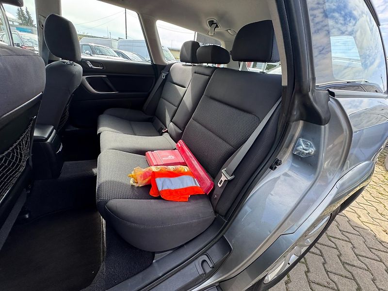 Subaru Outback (2007) AUTOMAT 4X4 2,5i 121 KW TAŽNÉ - fotka 35 z 50