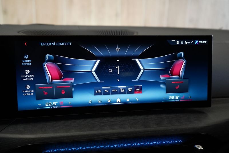 BMW Řada 3 M340i xDrive Touring, M PRO - fotka 30 z 46