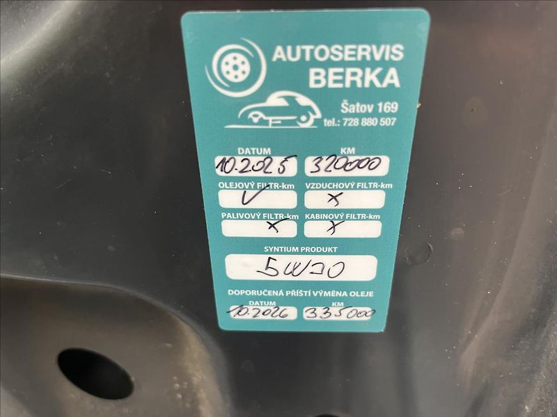 BMW X5 2,9 d 135KW AUT 4x4 KLIM TAŽNÉ - fotka 30 z 35