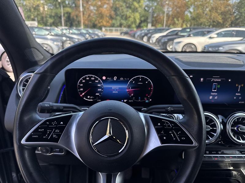 Mercedes-Benz GLB 200d 4M, 1.majitel - fotka 10 z 17