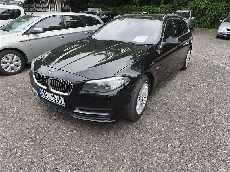 BMW Řada 5 2,0 520D XDRIVE - fotka 2 z 14