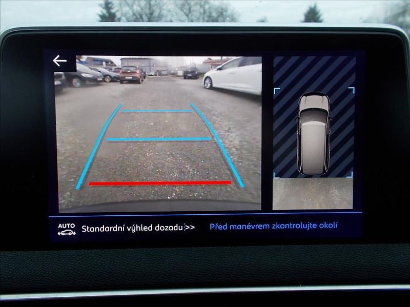 Peugeot 5008 ACTIVE 1.6 BlueHDi 120 7-míst - fotka 16 z 46