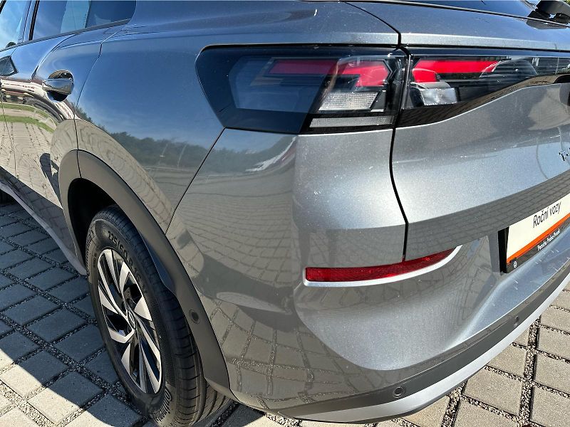 Volkswagen T-Roc (2026) Life 1,5 eTSI 85 kW 7DSG - fotka 21 z 24