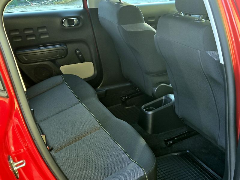 Citroën C3 83k Feel PACK, SERV.KNIHA   - fotka 18 z 40