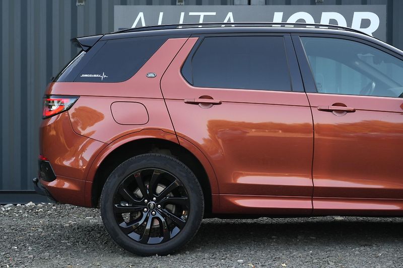 Land Rover Discovery Sport P200 R-Dynamic SE, DPH, Tažné - fotka 11 z 40