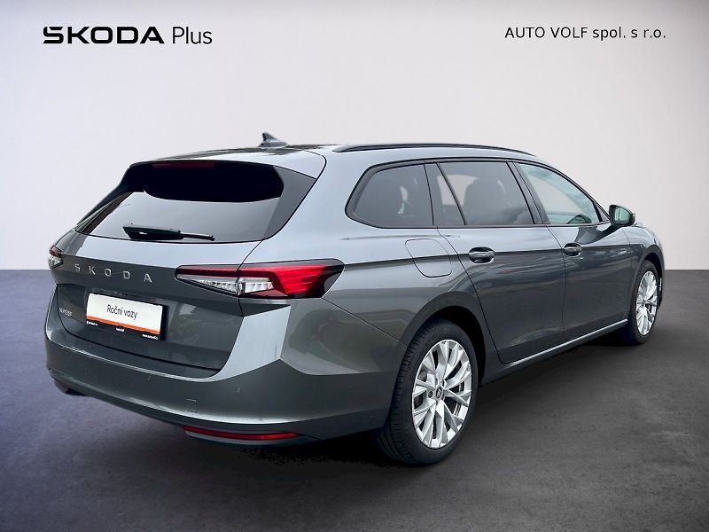 Škoda Superb (2025) Selection 2.0TDi 110kW 7°autom - fotka 2 z 30