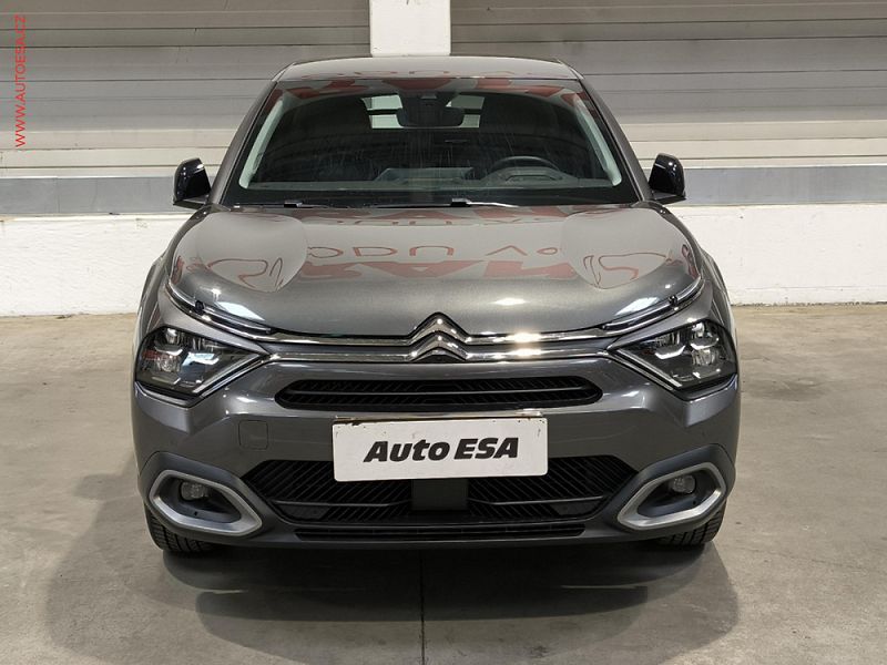 Citroën C4 (2021) 1.2, navi - fotka 2 z 3