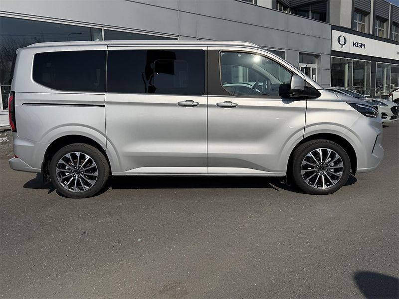Ford Tourneo Custom (2025) Titanium X L1, Tourneo, 2.0 Ec - fotka 2 z 18