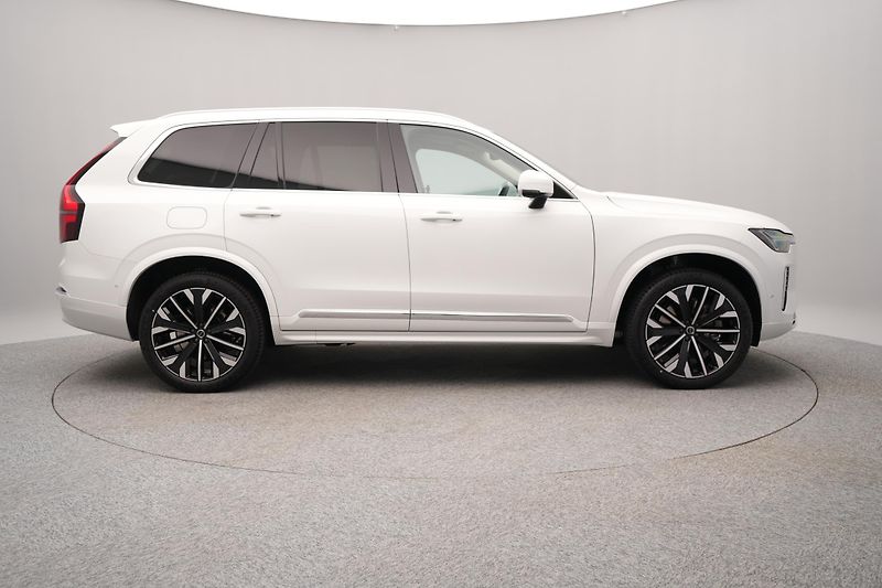 Volvo XC90 (2026) T8 AWD Plug-in BRIGHT PLUS 7m - fotka 13 z 27