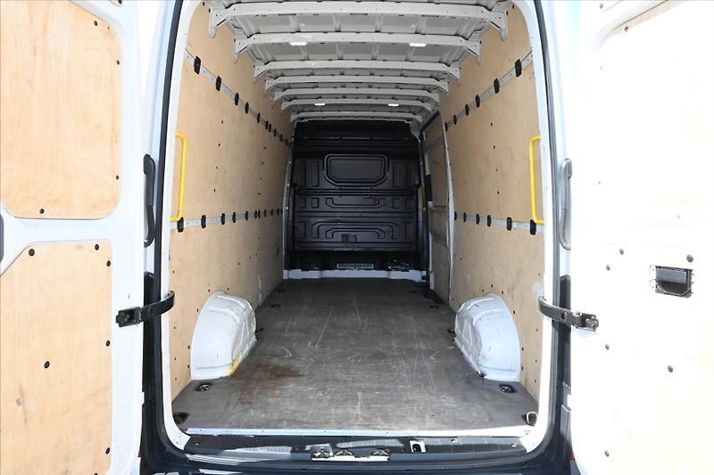Volkswagen Crafter 2,0 TDI 103kW L3H2 Záruka až 5 - fotka 10 z 26