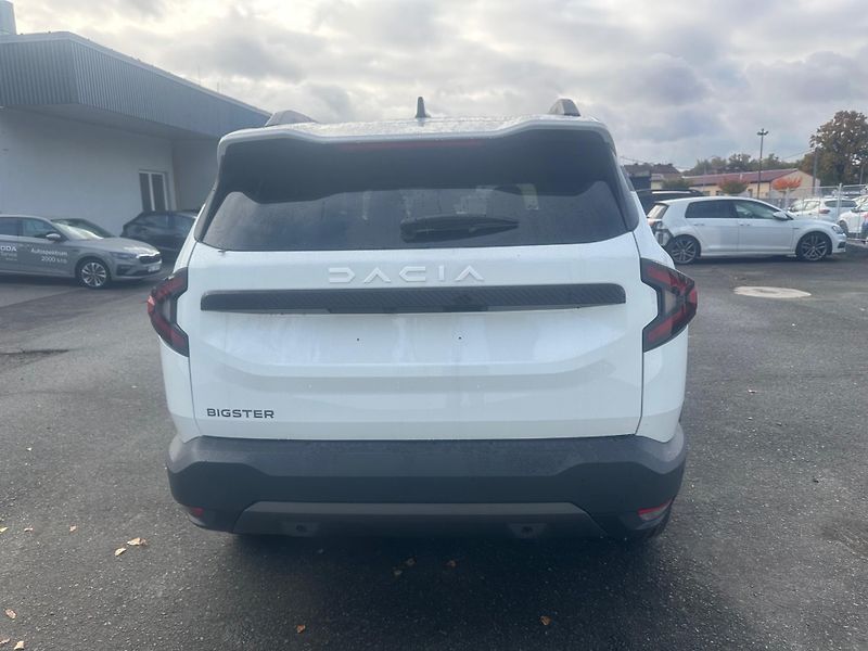 Dacia Bigster (2025) Journey mild hybrid-G 140      - fotka 6 z 26