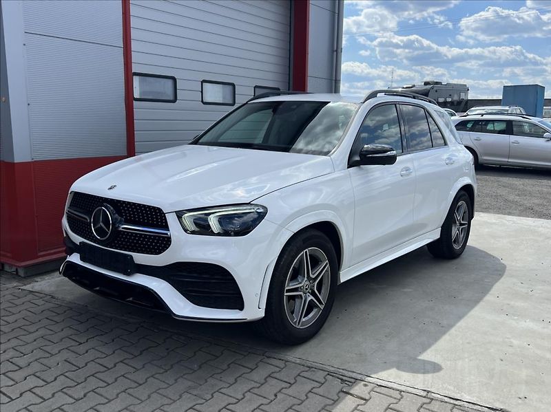 Mercedes-Benz GLE 350De 4MATIC AMG - fotka 1 z 32
