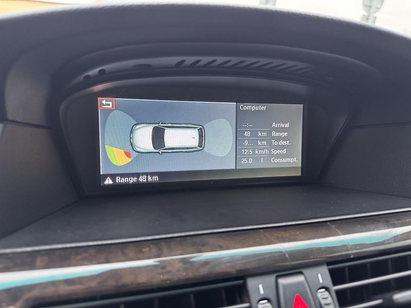 BMW Řada 5 (2005) 530i MANUÁL M-Paket PDC Navi - fotka 12 z 16