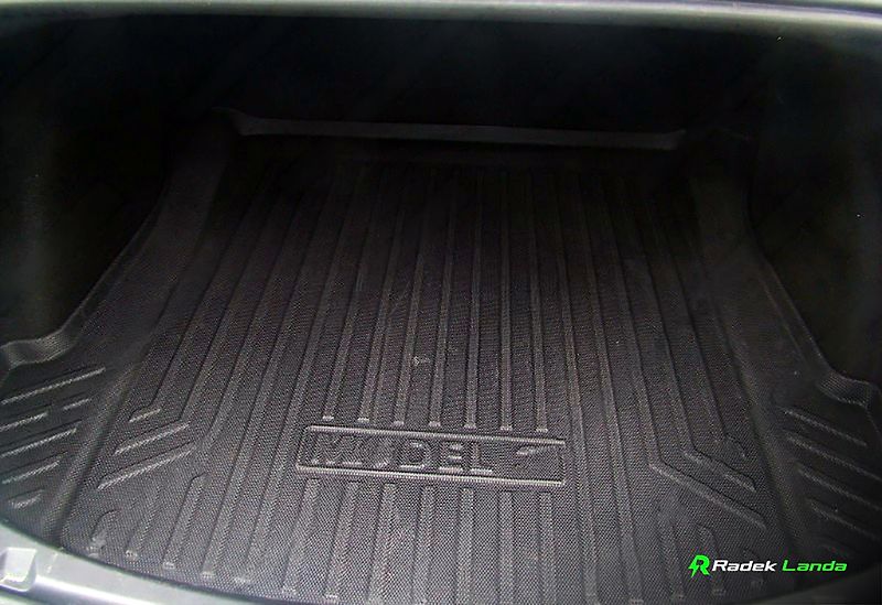Tesla Model 3 (2022) Long Range AWD | AMD Ryzen - fotka 8 z 9