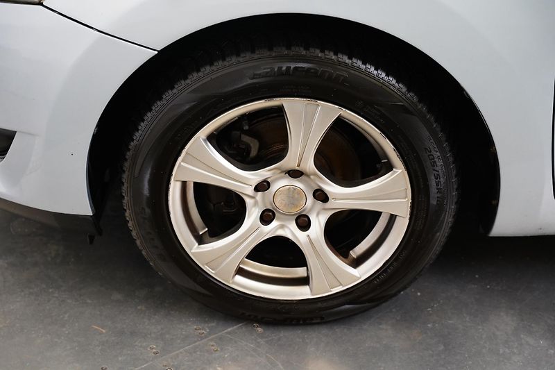 Toyota Auris - fotka 10 z 20