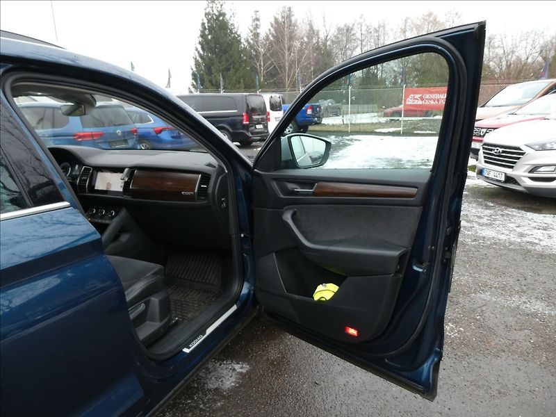 Škoda Kodiaq 2,0 TDi 140kW SCOUT,DSG,závěs - fotka 28 z 50