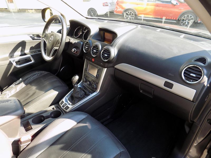 Opel Antara (2015) 2.2 CDI - fotka 10 z 13