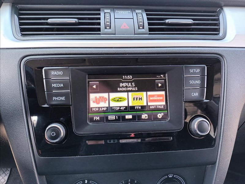 Škoda Rapid 1,2 TSI,81KW,KLIMA,PARKING, - fotka 29 z 39