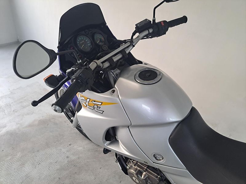 Kawasaki KLE 500 - fotka 11 z 16