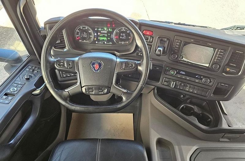 Scania (2019) 500 8x4 valník + HR EURO 6 - fotka 18 z 24